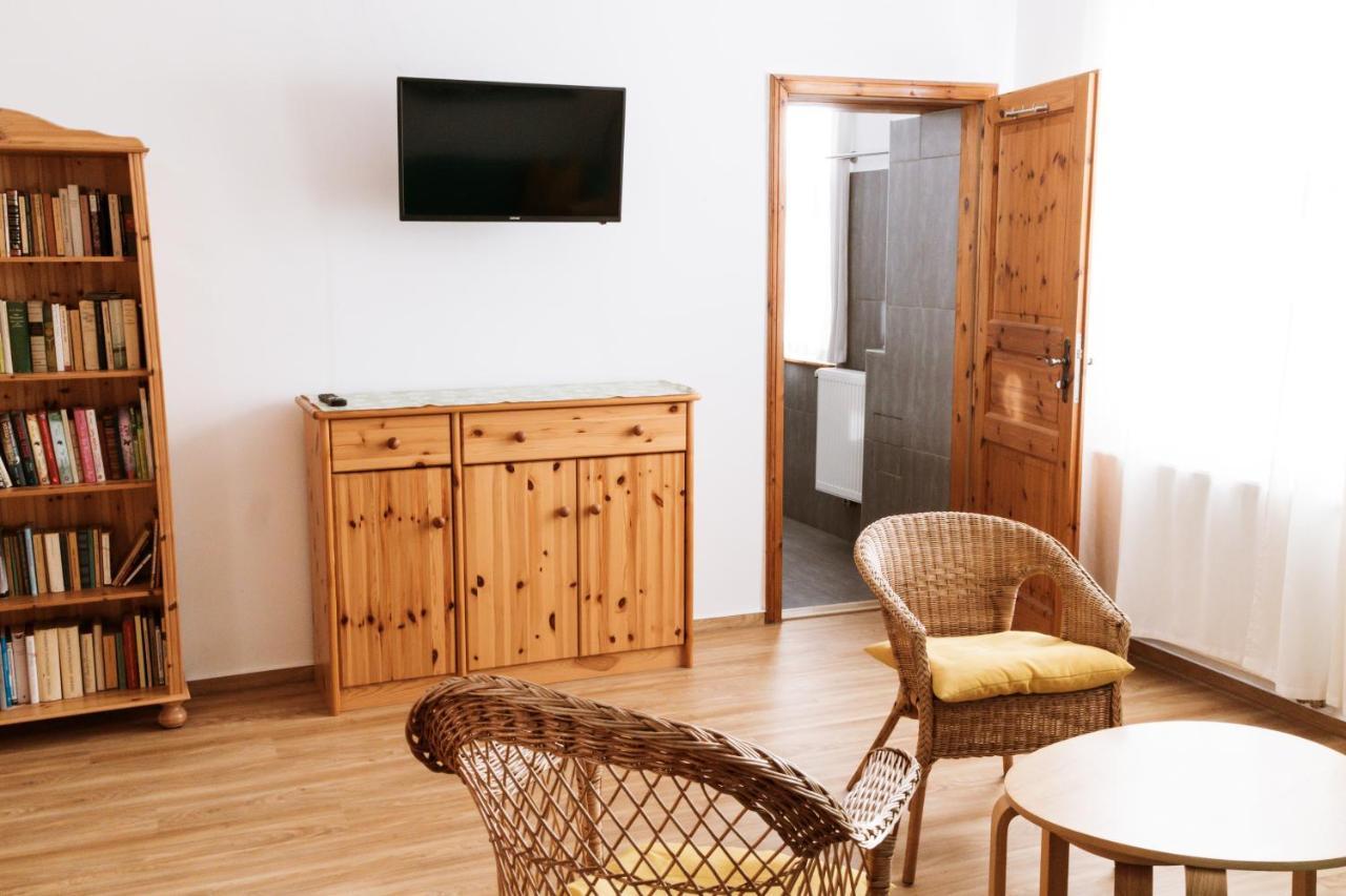 Ferienwohnung An Der Berliner Seenkette Schwerin  Exteriér fotografie